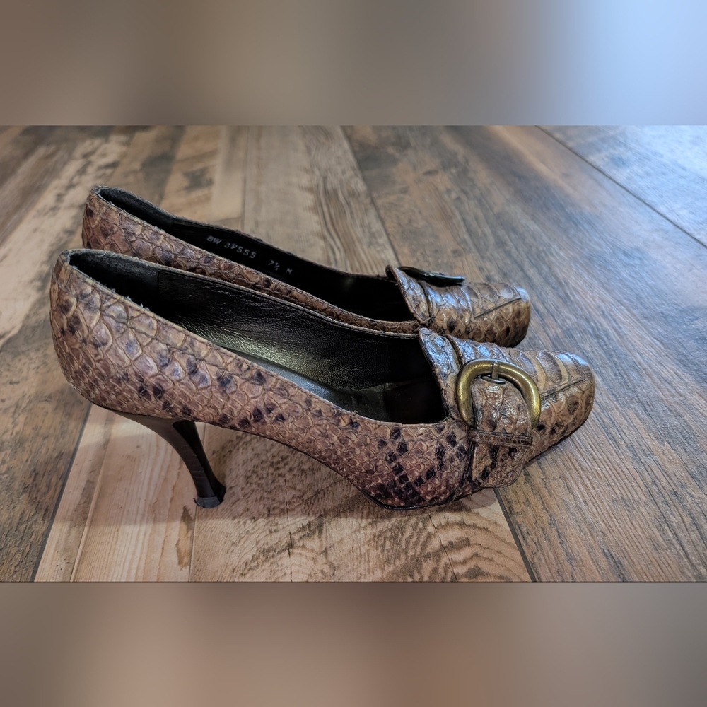 Stuart Weitzman Python Heels Size 7.5 - Picture 2 of 6